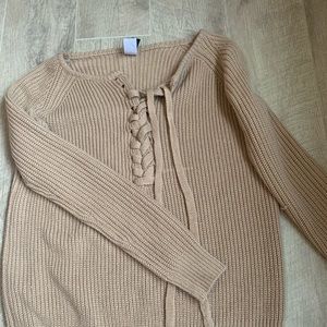 New Windsor sweater without tag